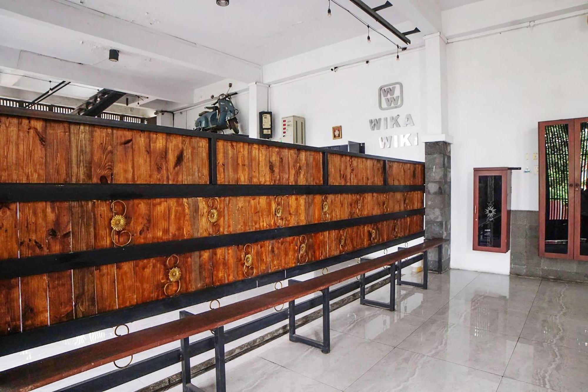 Super Oyo 91627 Wika Wiki Homestay Medan Kültér fotó